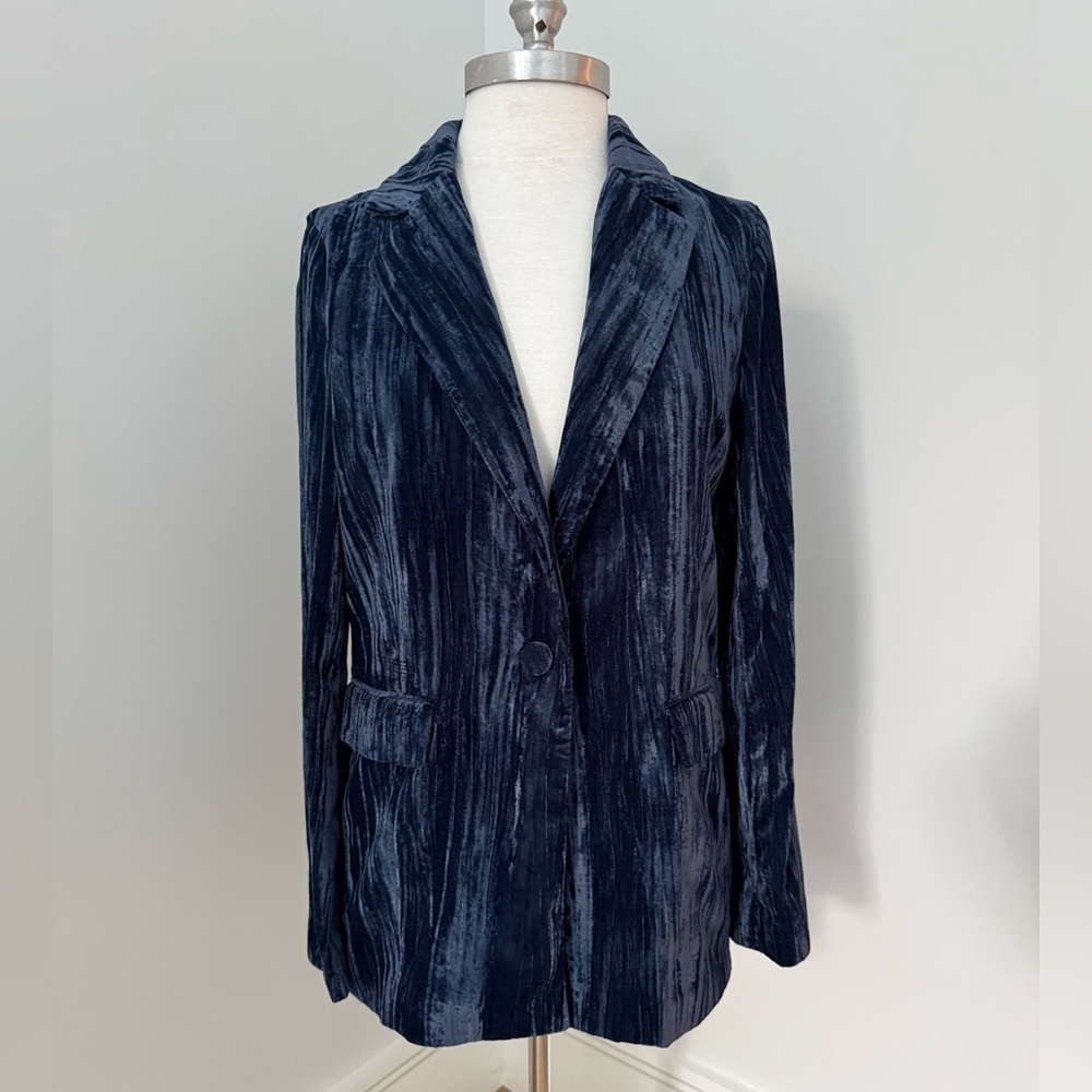 TOPSHOP Crinkle Velvet Jacket - Picture 7 of 13